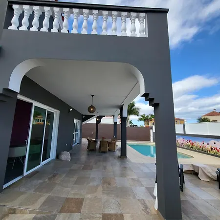 La De Alisa La Casa Entera