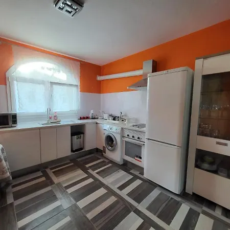 La De Alisa La Casa Entera *