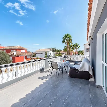 La De Alisa La Casa Entera *