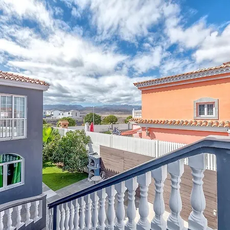 La De Alisa La Casa Entera