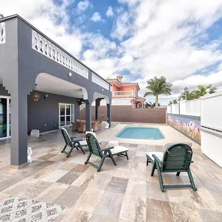 Villa La De Alisa La Casa Entera