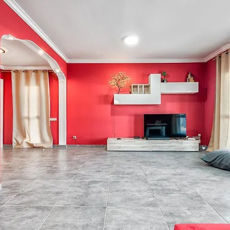 Villa La De Alisa La Casa Entera